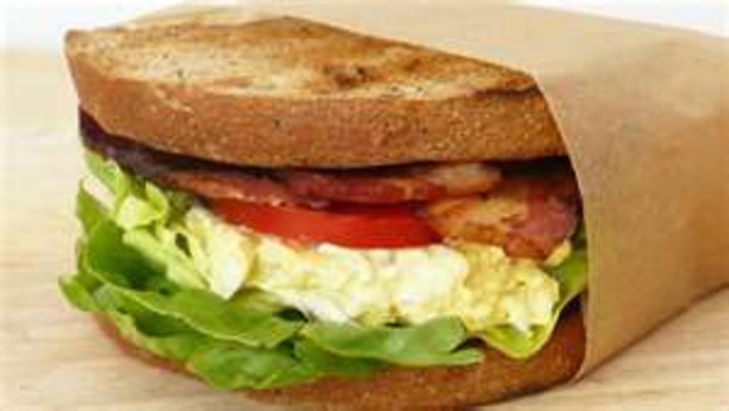 Egg_salad_sandwich_1