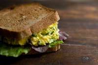 Egg_salad_sandwich